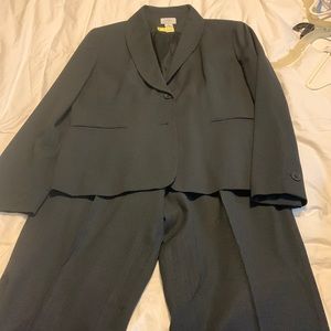 Women’s two piece pant suit